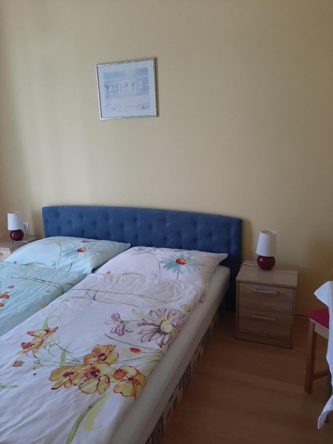 Kondics Apartmanhaz Sárvár Екстериор снимка