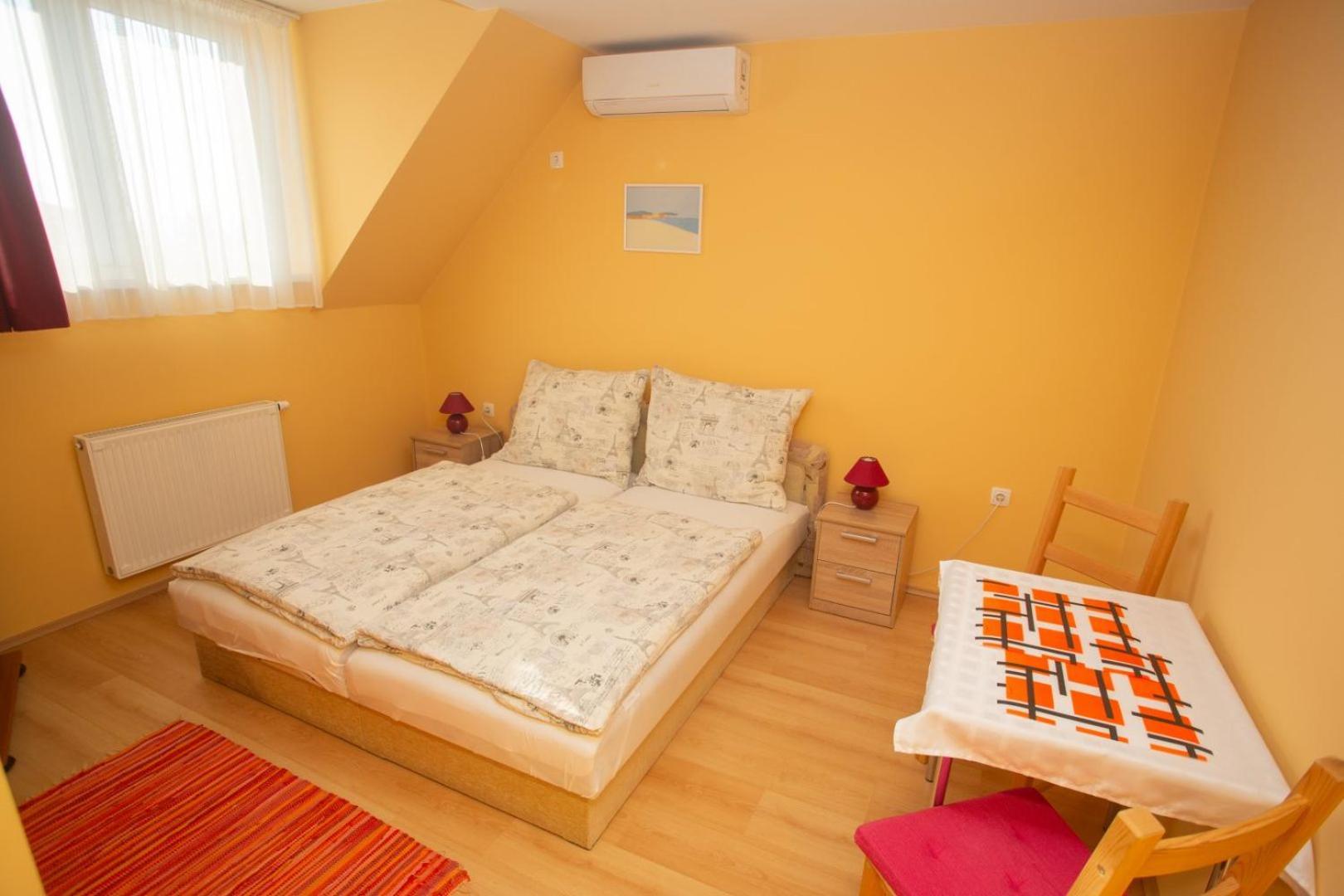 Kondics Apartmanhaz Sárvár Екстериор снимка